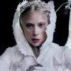 Lady Gaga no Brasil: fãs cantam na porta do hotel, mas nada da cantora aparecer