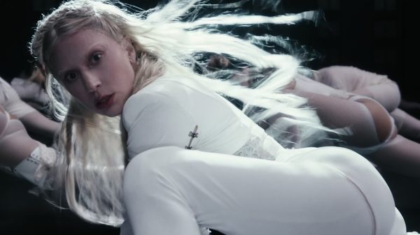 Lady Gaga é capa de todos os jornais do Rio de Janeiro: "faz mais que Neymar"