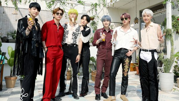BTS anuncia dois novos projetos para abril