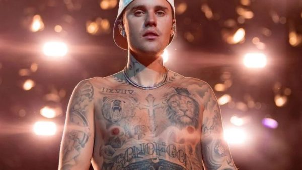 Justin Bieber desabafa sobre síndrome do impostor: "sempre me senti uma fraude"