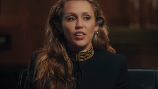 Miley Cyrus estuda maneira mais saudável para turnê: "não faço playback"